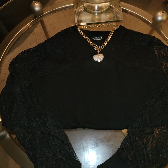 1 FREE!**Knitted sweaters!! BOGO DEAL!! SEE PICS!! - Picture 3 of 10